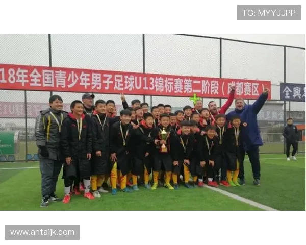 广州足球队心理素质深度解析：如何在压力中逆风翻盘