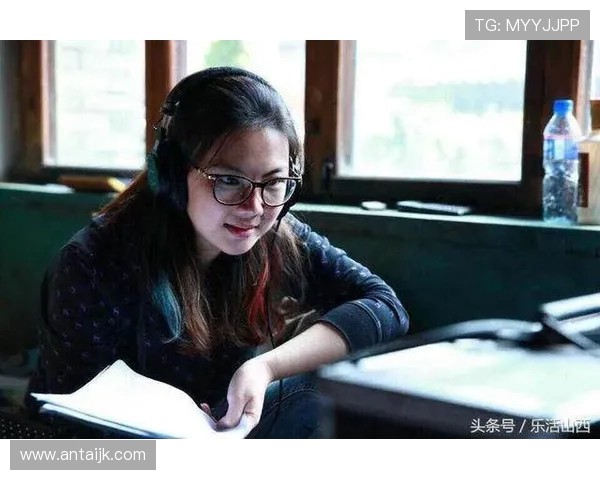 张静专访：从职业选手到电竞解说的荣耀与挑战之路