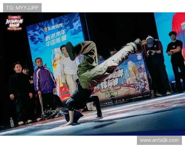 杭州街舞队在世界攀岩锦标赛中以53分稳居积分榜首位