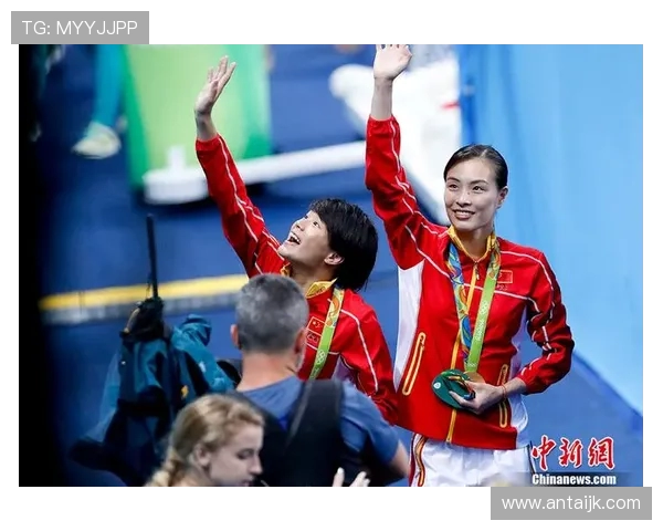 武汉羽毛球队在欧锦赛中的拼搏历程与荣耀时刻分享