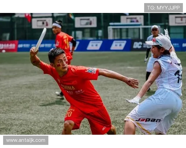 武汉飞盘队在滑板精英赛中的强劲表现与战术分析