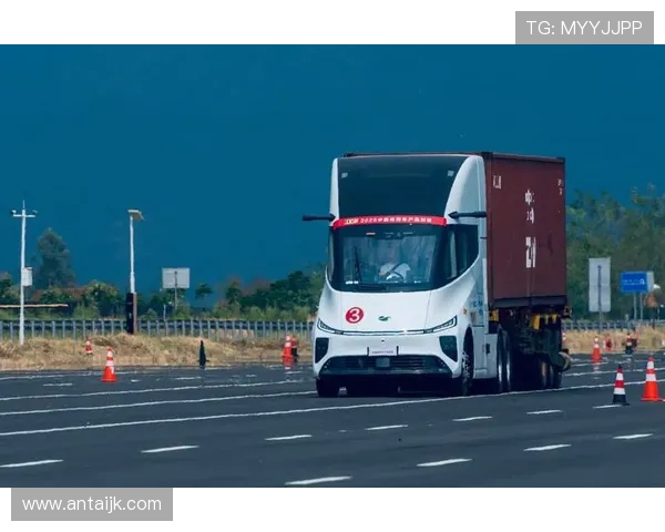 热议和平精英FPX战术变革引领电竞新潮流与未来发展探讨