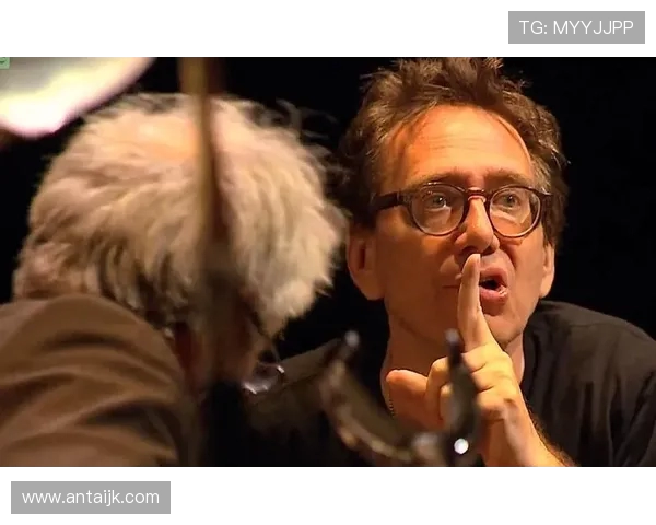 斯通斯的传奇旅程与音乐影响力探讨：从摇滚先锋到文化象征的演变