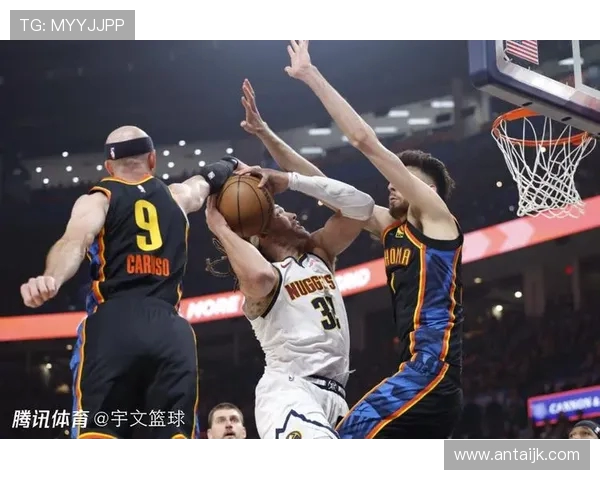 雷霆与尼克斯魔方对决精彩纷呈球迷热情高涨的篮球盛宴 雷霆与尼克斯魔方对决精彩纷呈球迷热情高涨的篮球盛宴