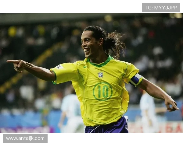 鲁本迪亚斯：从青年才俊到足坛巨星的成长之路与辉煌成就