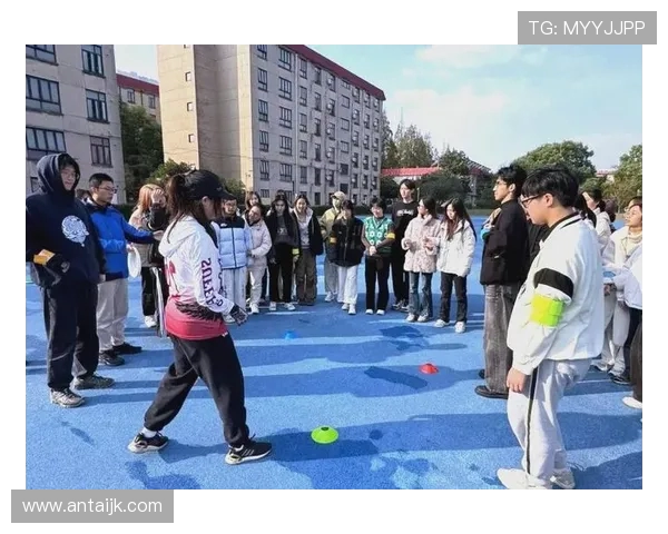 飞盘竞技中的团队精神与协作策略分析：上海飞盘队的成功经验分享